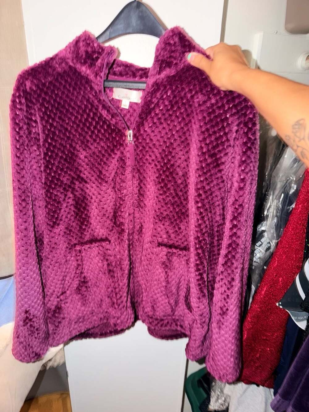 Cuddl Duds Fuzzy Zip Up Hoodie Size L Purple Sherpa Fleece